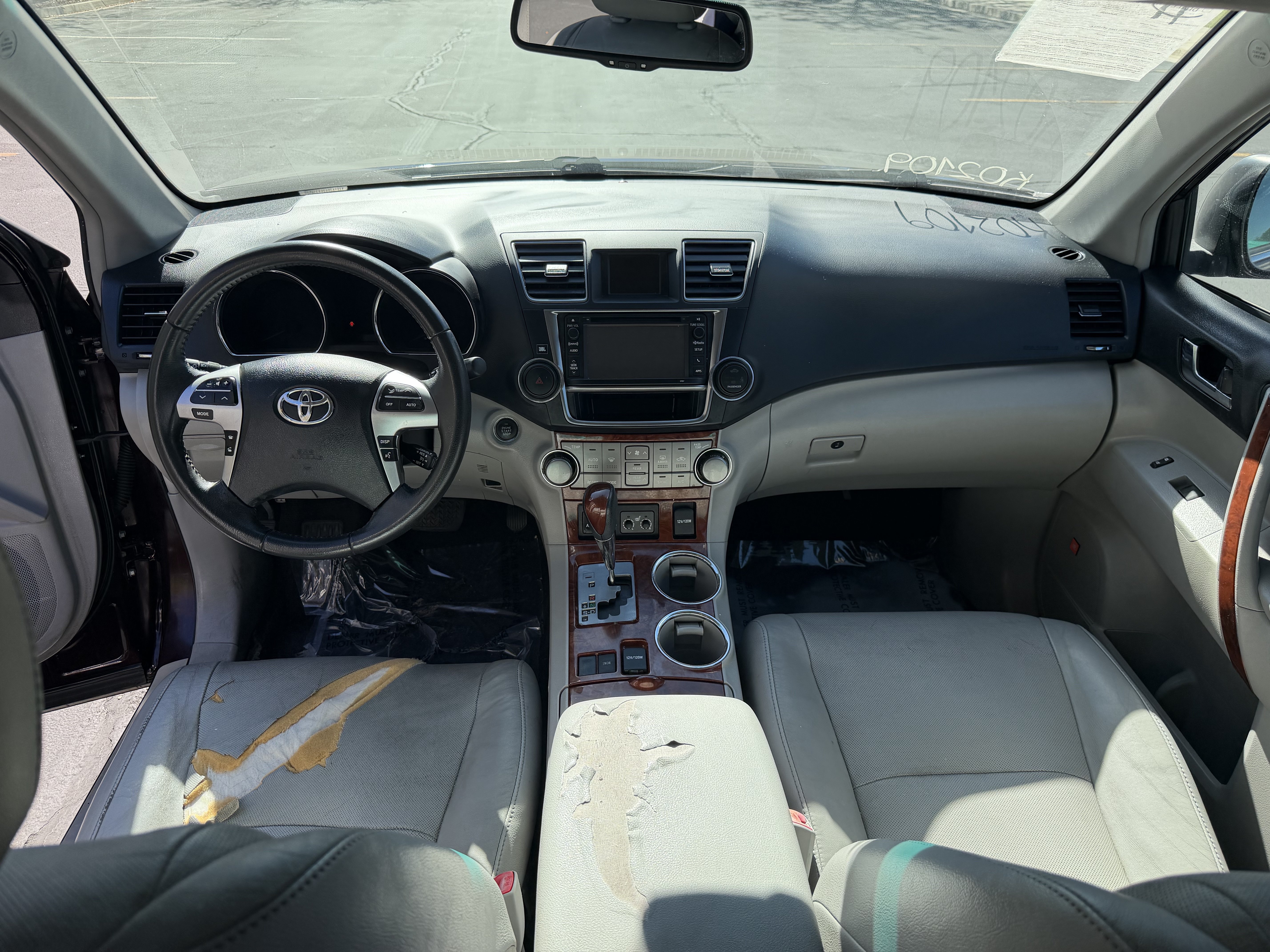 Used 2013 Toyota Highlander Limited FWD image 19