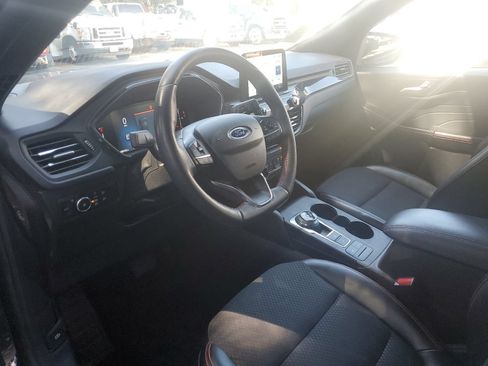 Used 2025 Ford Escape ST-Line Select AWD/4WD image 10