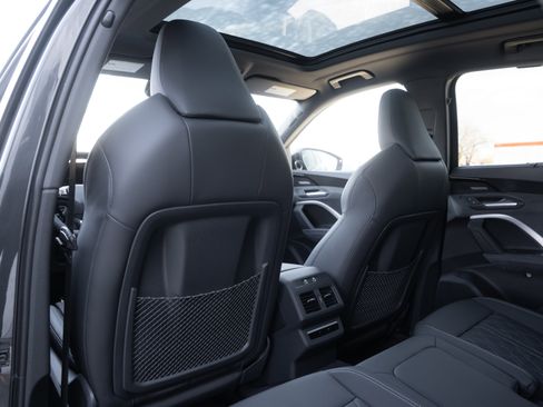 New 2025 Audi SQ5 Premium Plus image 29