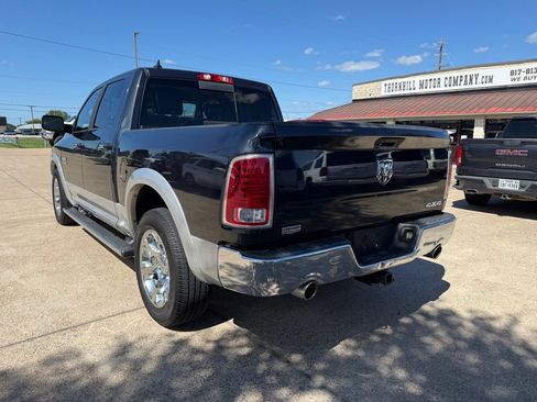 Used 2014 RAM 1500 Laramie w/ Convenience Group AWD/4WD image 5