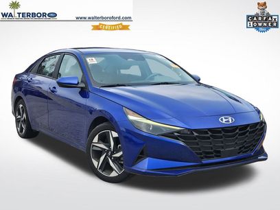 Used 2023 Hyundai Elantra SEL w/ Convenience Package