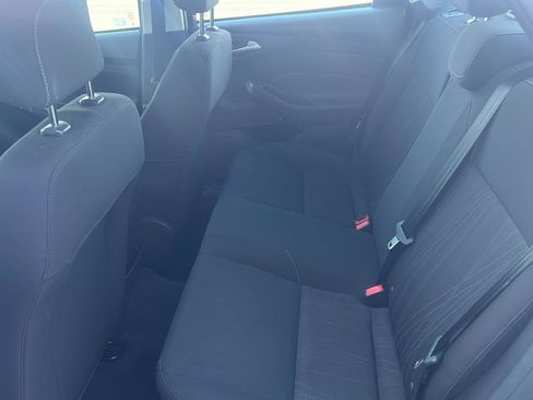 Used 2018 Ford Focus SEL w/ Cold Weather Package image 12