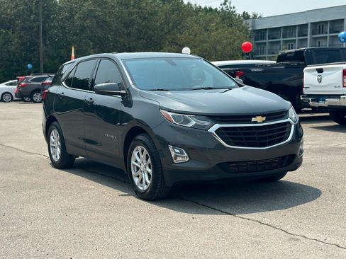 Used 2019 Chevrolet Equinox LT FWD image 15