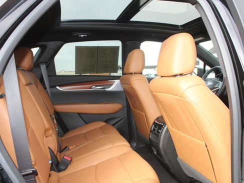 Used 2024 Cadillac XT5 Premium Luxury w/ Technology Package FWD image 17