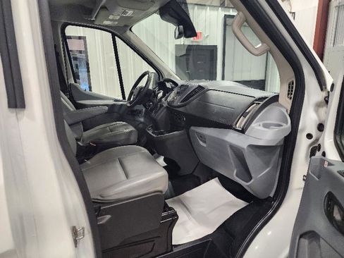 Used 2019 Ford Transit 250 138 image 11