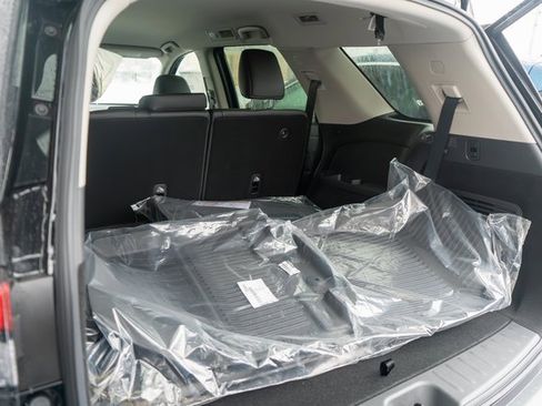 New 2026 Nissan Pathfinder SL image 6