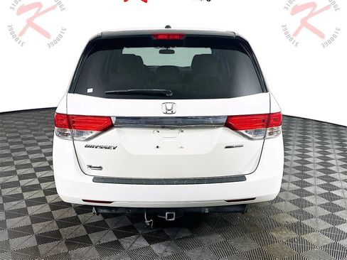 Used 2016 Honda Odyssey SE image 6