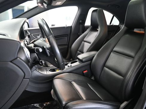 Used 2018 Mercedes-Benz CLA 250 250 image 12