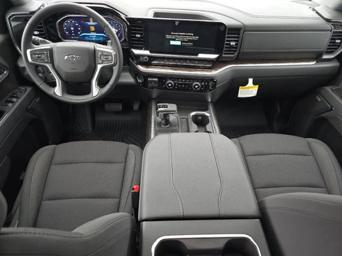 New 2026 Chevrolet Silverado 1500 LT Trail Boss w/ Convenience Package II image 3