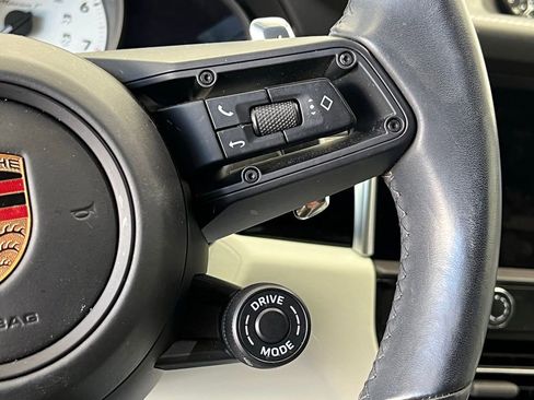 Certified 2024 Porsche Macan Turbo AWD/4WD image 9