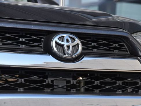 Used 2017 Toyota 4Runner Limited AWD/4WD image 14