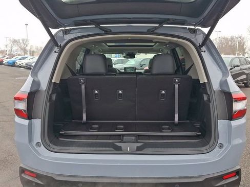 Certified 2025 Honda Pilot Touring image 31