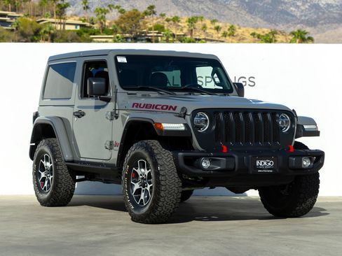 Used 2022 Jeep Wrangler Rubicon w/ Steel Bumper Group AWD/4WD image 2
