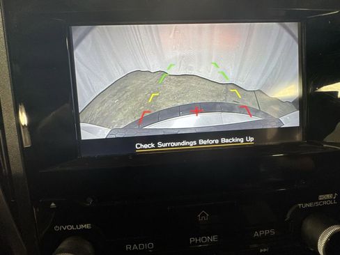 Used 2019 Subaru Crosstrek 2.0i Premium image 24