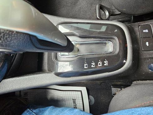 Used 2020 Chevrolet Sonic LT w/ Convenience Package image 44