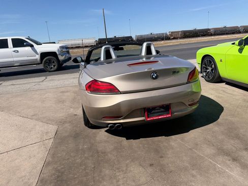 Used 2011 BMW Z4 sDrive30i w/ Premium Pkg image 32