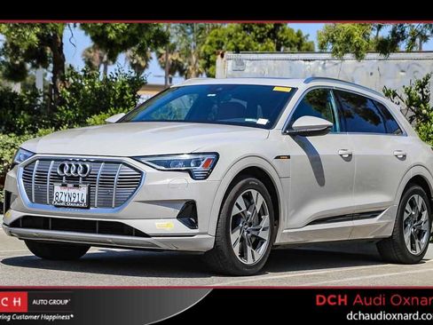 Used 2022 Audi e-tron Premium AWD/4WD image 1