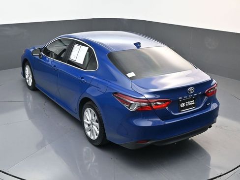 Used 2023 Toyota Camry LE image 20