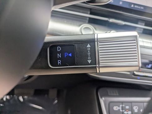 Used 2024 Hyundai Kona Limited AWD/4WD image 24