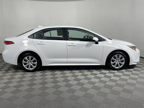 Certified 2023 Toyota Corolla LE image 7