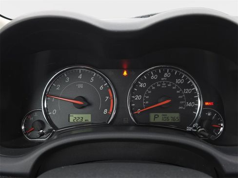 Used 2013 Toyota Corolla S image 18