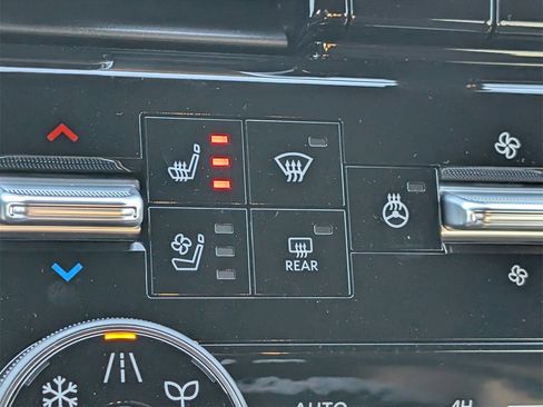 New 2026 Nissan Armada Platinum image 15