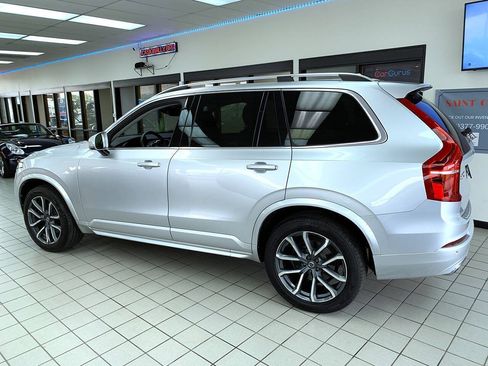 Used 2016 Volvo XC90 T6 Momentum w/ Momentum Plus Package AWD/4WD image 4