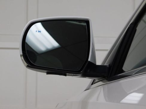 Used 2022 Cadillac CT4 Premium Luxury AWD/4WD image 26