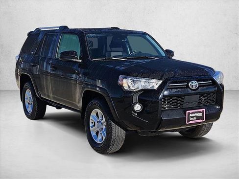 Certified 2024 Toyota 4Runner SR5 image 3