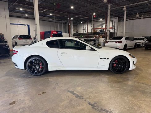 Used 2016 Maserati GranTurismo MC RWD image 4