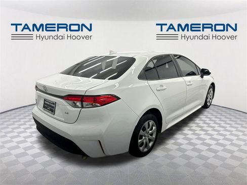 Used 2023 Toyota Corolla LE image 5