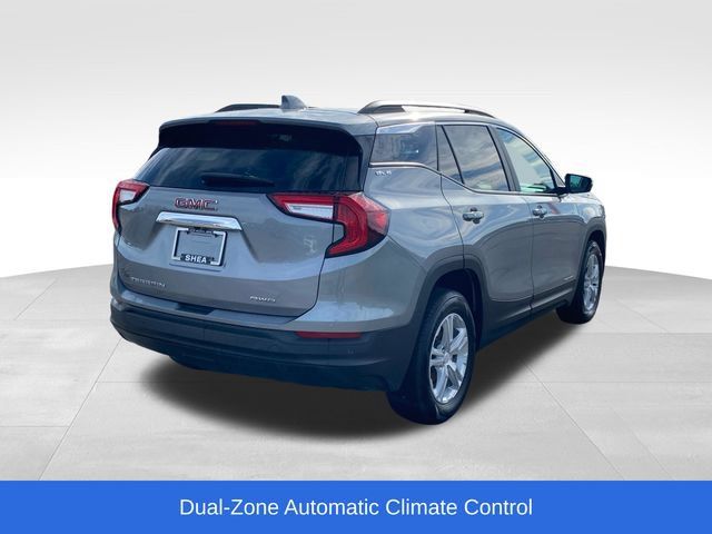Certified 2024 GMC Terrain SLE w/ Driver Convenience Package AWD/4WD image 4