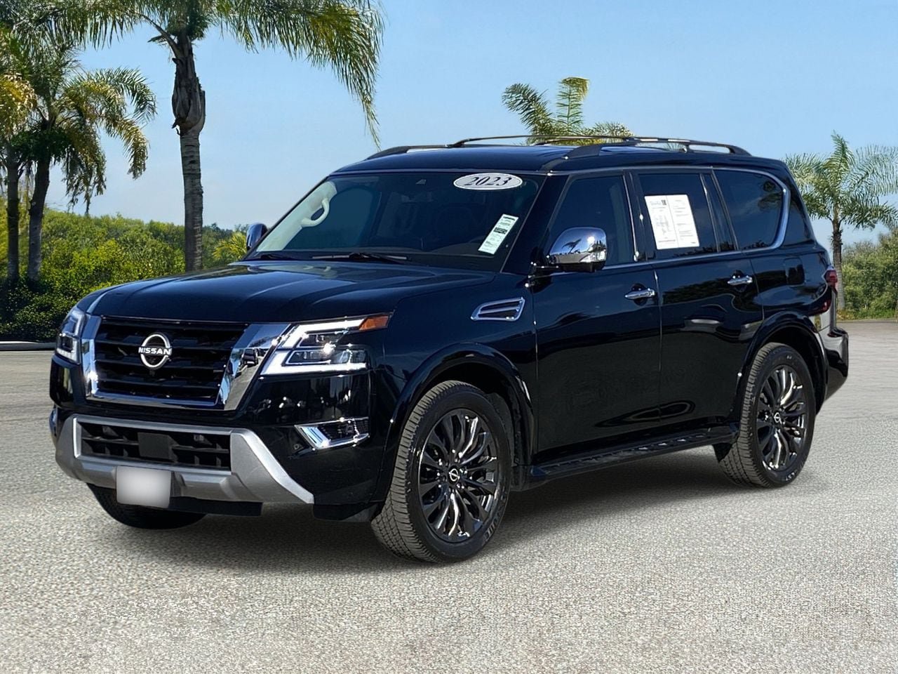 Used 2023 Nissan Armada Platinum w/ Captain's Chairs Package RWD image 2