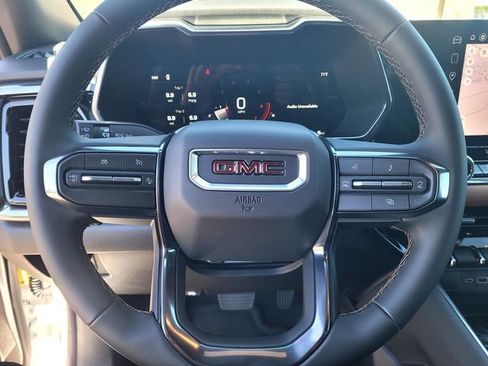 New 2026 GMC Canyon AT4 AWD/4WD image 17