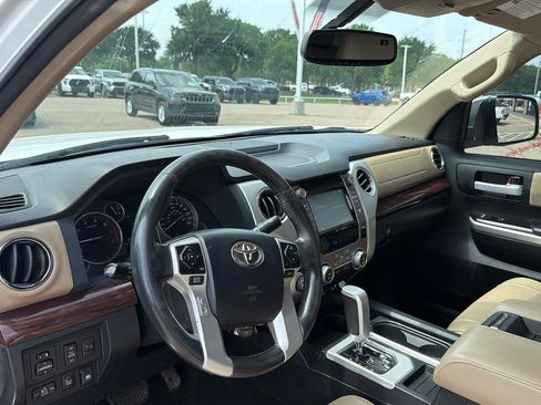 Used 2017 Toyota Tundra Limited AWD/4WD image 17