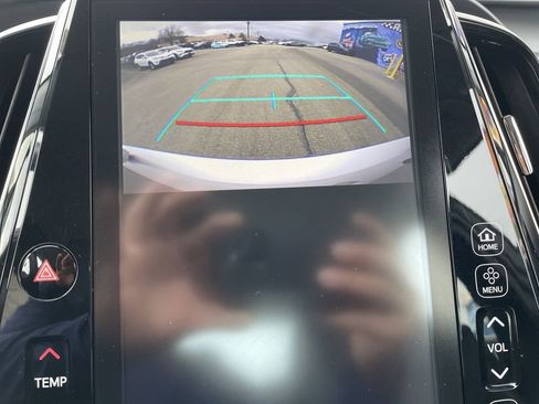 Used 2017 Toyota Prius Prime Premium image 20