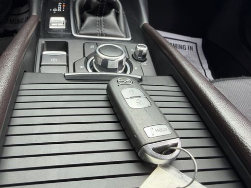 Used 2018 MAZDA MAZDA3 Grand Touring w/ Premium Equipment Package image 43