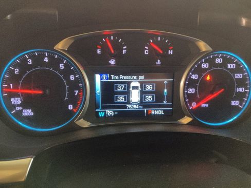 Used 2019 Chevrolet Traverse LT image 23