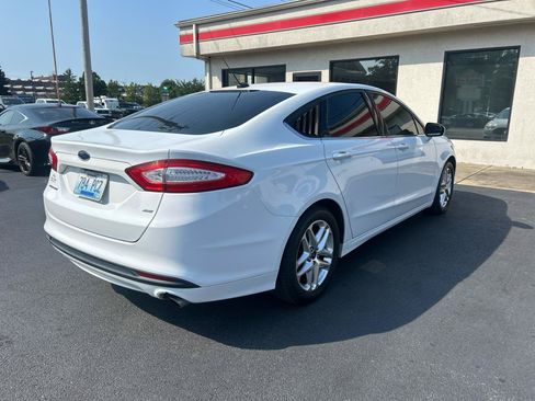 Used 2013 Ford Fusion SE FWD image 5
