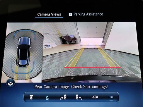 Used 2025 Mercedes-Benz GLC 350e 4MATIC image 21