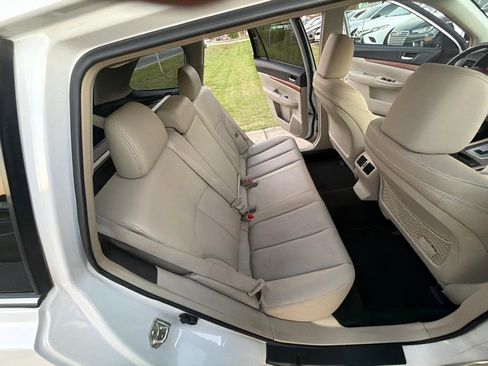 Used 2013 Subaru Outback 2.5i Limited w/ Moonroof Pkg image 30
