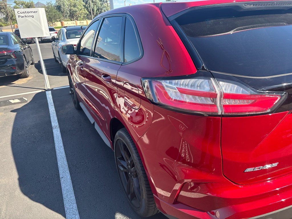 Used 2020 Ford Edge ST w/ Equipment Group 401A AWD/4WD image 4