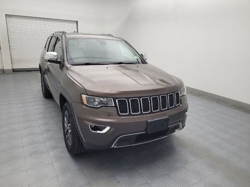 Used 2018 Jeep Grand Cherokee Limited AWD/4WD image 14