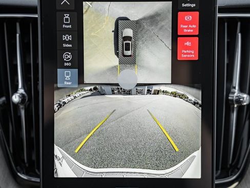 New 2026 Volvo XC60 B5 Plus w/ Protection Package Premier image 38