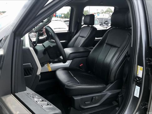 Used 2021 Ford F250 Lariat AWD/4WD image 8