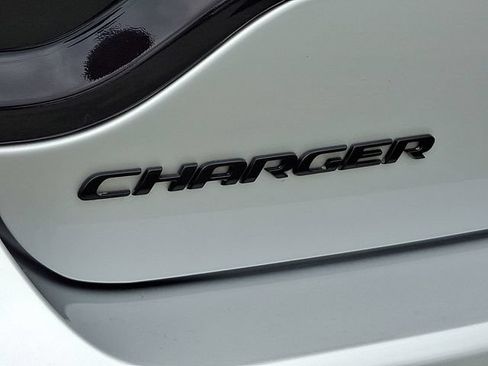 Used 2020 Dodge Charger Scat Pack RWD image 33