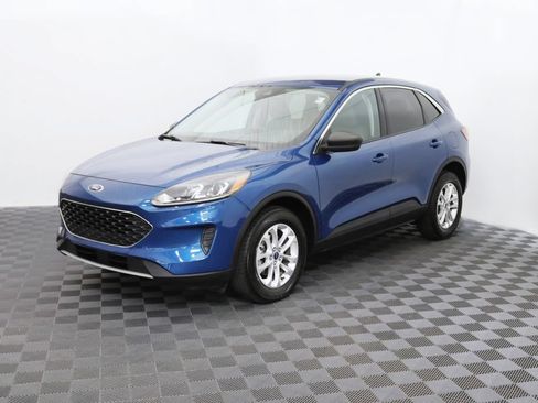 Used 2022 Ford Escape SE w/ Convenience Package AWD/4WD image 3