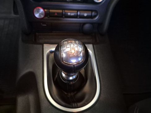 Used 2021 Ford Mustang GT RWD image 30