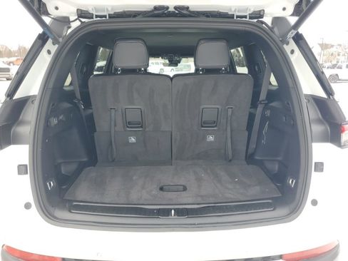 New 2025 Jeep Grand Cherokee L Limited AWD/4WD image 32