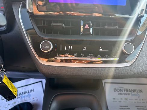Used 2024 Toyota Corolla LE FWD image 20
